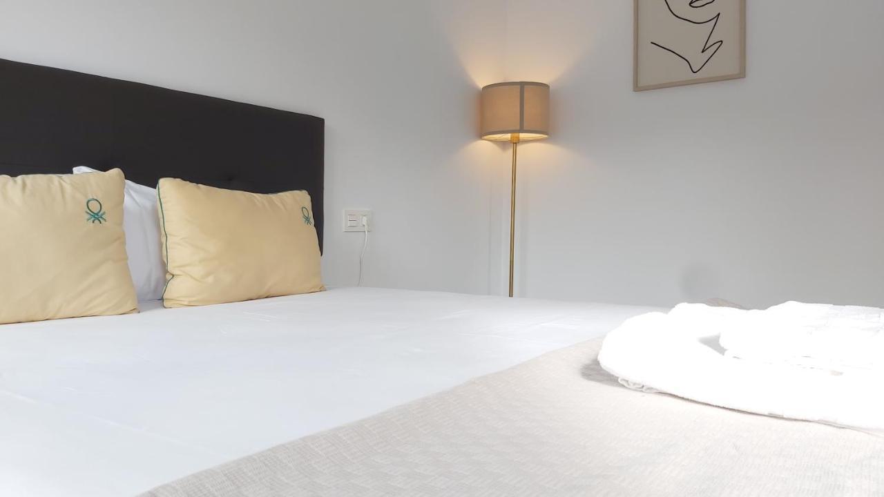 말라가 Del Parque Flats Urban Corner 아파트 외부 사진